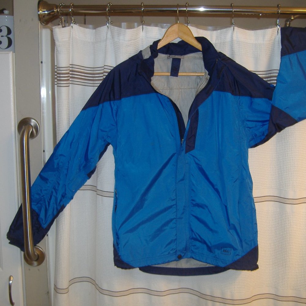 Mens Medium REI Windbreaker